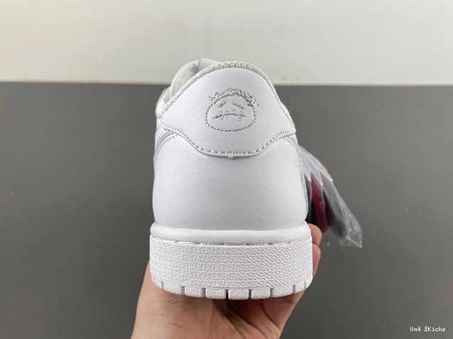 1 x Travis 24 Jordan 8799 Air Scott DM7866- Vibrant 1005